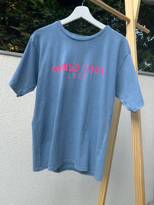 T-shirt World Tour