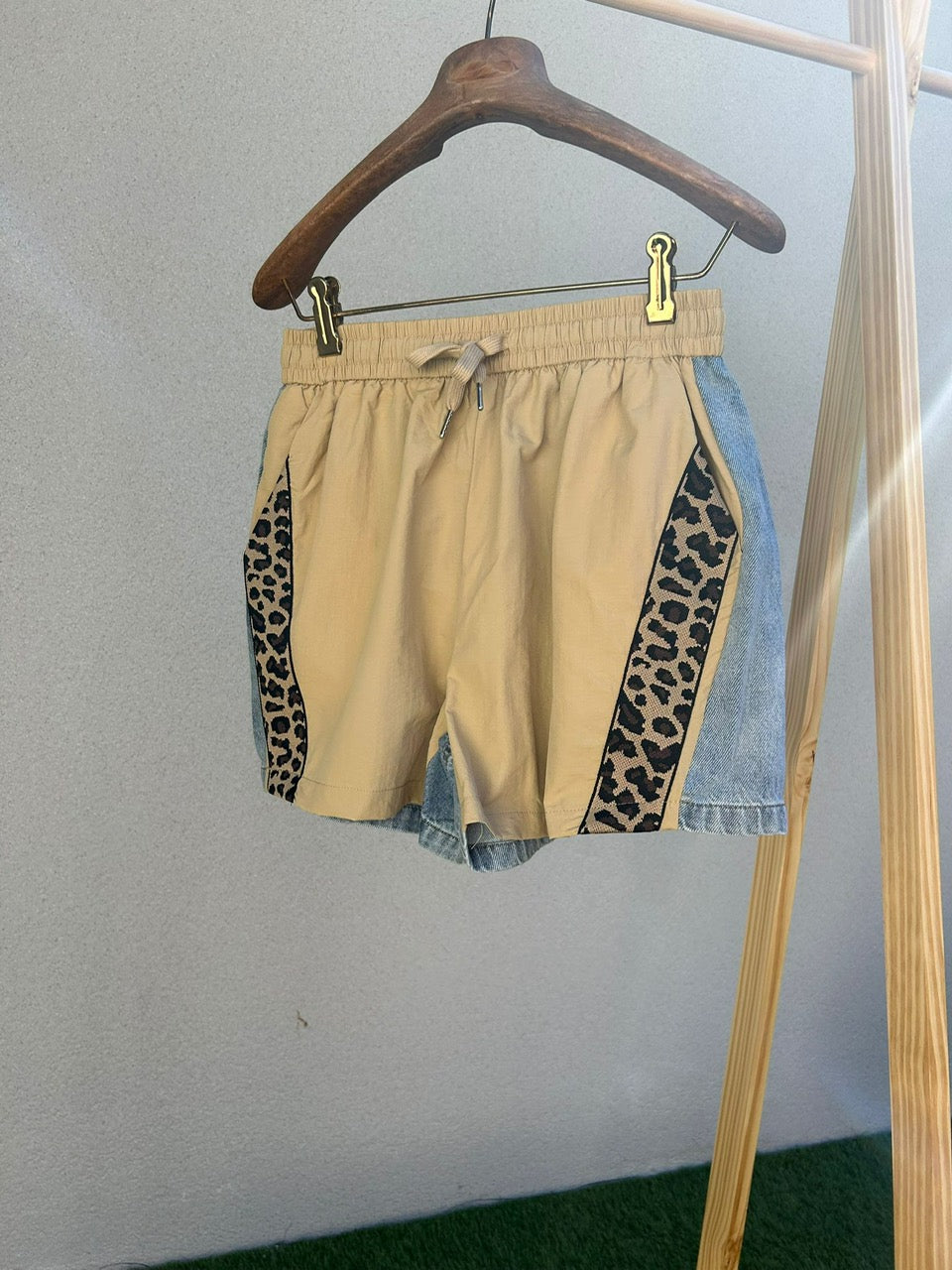 Short Léopard